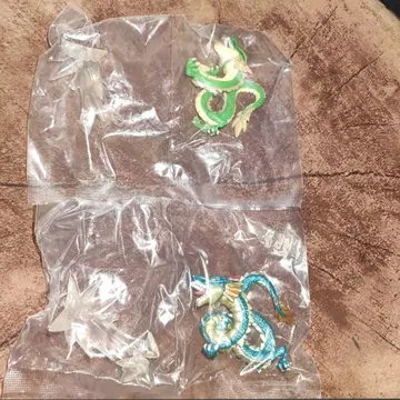 드래곤볼 초전사 피규어 시크릿 신룡 메탈릭 Ver. & 노멀 2체