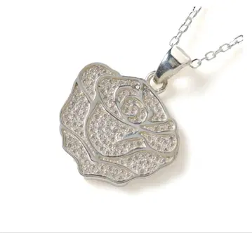 J.S.B. 실버 로즈 펜던트 목걸이