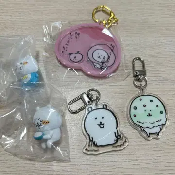 나가노의 곰 아크릴 키링과 피규어 세트 움직이는 아크릴 키링