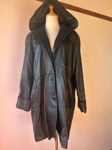 고급 램 가죽 후드 부착 블랙 가죽 코트 롱 자켓