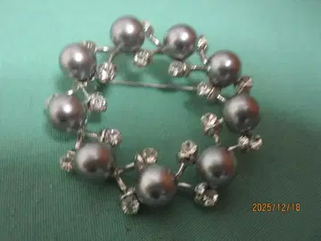 큐빅 반돔 부티크 조개 진주 브로치