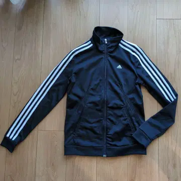 인기 아디다스 트랙 자켓 M