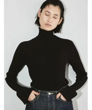 todayful 플레어 커프스 리브 니트 블랙