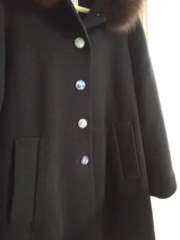 아나텔리어 코트