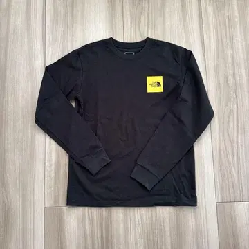 [ 새상품급 ] The North Face 블랙 긴팔 티셔츠
