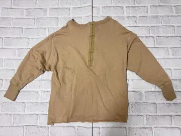 [ 새상품급 ] Plage ( 플라주 ) 백 후크 맨투맨 풀오버