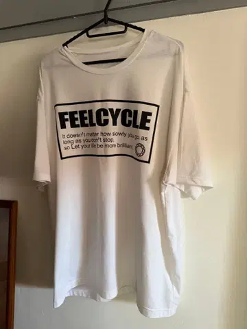 FEELCYCLE 화이트 T셔츠 미사용 택 포함