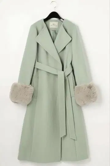 그레이스 콘티넨탈 노카라 코트