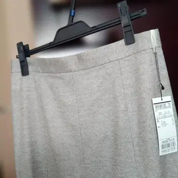 미사용 택 포함 23구 울 샴브레이 트윌 플레어 스커트 46 사이즈