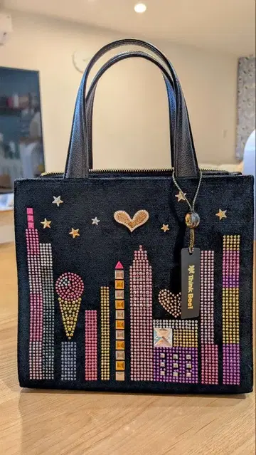 ThinkBee! 엠파이어 재즈비