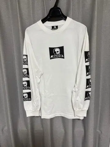 SKULL SKATES (스컬 스케이트) 롱티