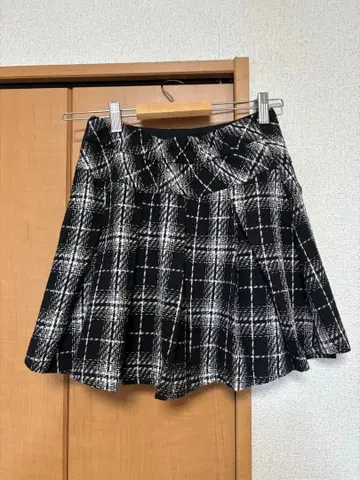 INGNI 잉그 체크 무늬 박스 플리츠 리본 치마바지