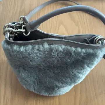그레이 퍼 가죽 숄더백