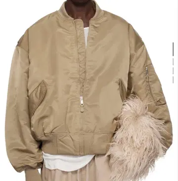 Entire Studios Broad Bomber Cream S 새상품