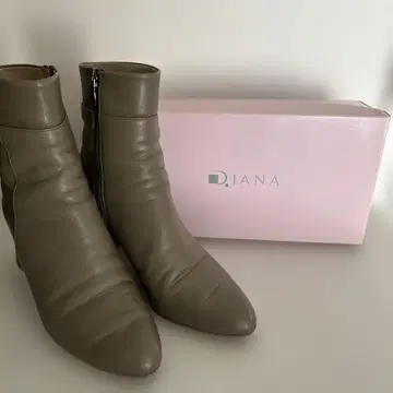 다이애나 가죽 숏부츠 23.5