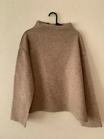 거즈 상의 풀오버 베이지