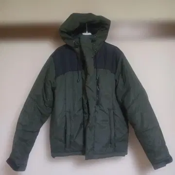 UNIVERSAL STYLE WEAR 후드 부착 다운 자켓 L