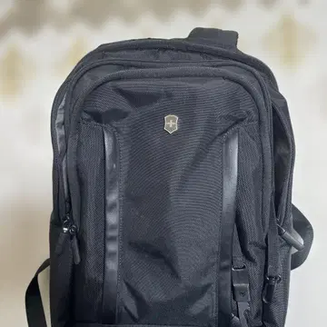 Victorinox 블랙 백팩