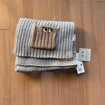 라이트 그레이 머플러 눈 달린 포켓 부착 172 x 25cm