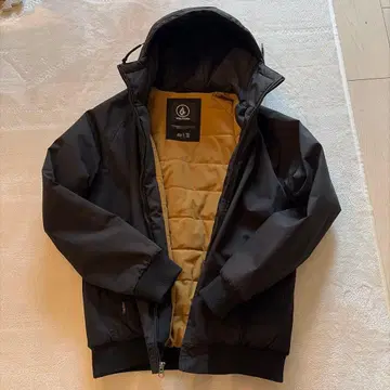 VOLCOM 방수 인슐레이티드 다운 자켓