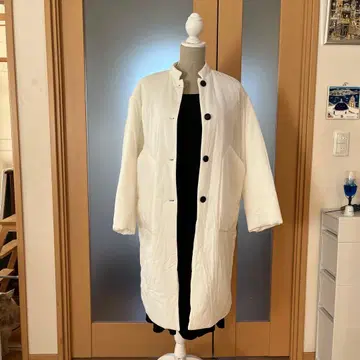 new balance 화이트 M24 충전솜 코트 S 사이즈