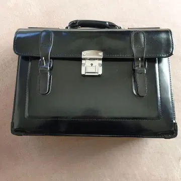 블랙 합성 피혁 브리프 케이스