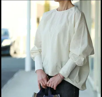 파시오네 워셔블 와셔 가공 백 벌룬 돌먼 블라우스 티셔츠