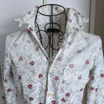 꽃무늬 긴팔 셔츠