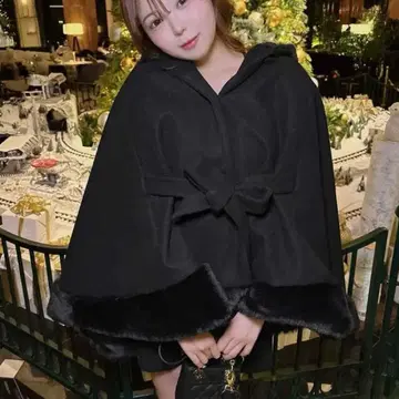 블랙 후드 부착 판초 케이프 코트 지뢰계 서브컬쳐 양산형 스나계