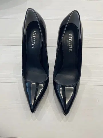 emiriawiz 블랙 스틸레토 하이힐