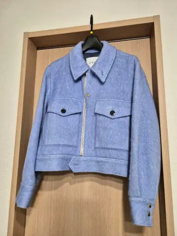 CULLNI 라이트 블루 숏코트 0