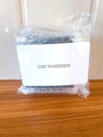 코디 선더슨 마스다 타카히사 콜라보 이어커프 이어커프