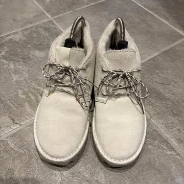 엔할리우드 에어워크 콜라보 어그 부츠