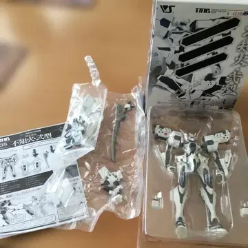 시라누이 2형 XFJ-01a 전술 보행 전투기 피규어 프라모델