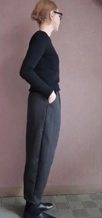 인기 작가 RATA의 거친 소재감 헤링본 어른 모드 팬츠 숏 기장