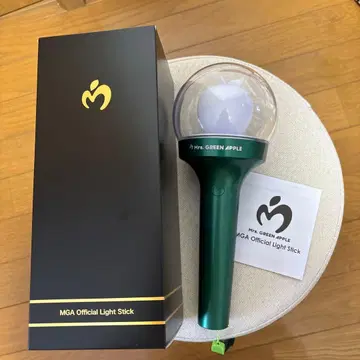 Mrs. GREEN APPLE MGA Official Light