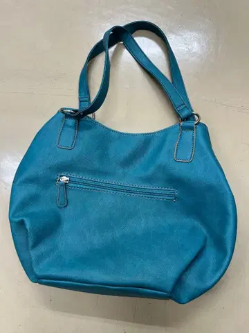 파란색 합성 피혁 숄더백