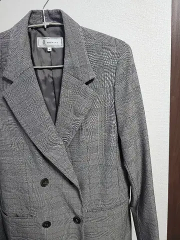 그레이 체크 무늬 자켓