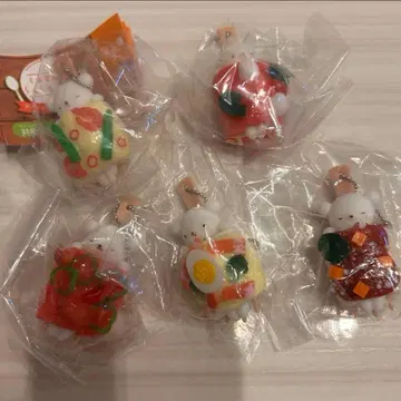 곰돌이 빙글빙글 파스타 볼 체인 마스코트