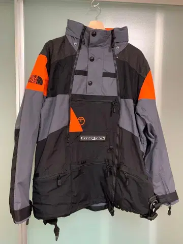 THE NORTH FACE SIZESTEEP TECH 별주 컬러