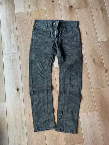 EDWIN 카모플라쥬 스트레이트 데님 남성용 M 사이즈