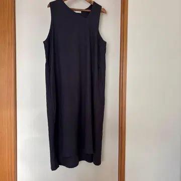 On y Vua. 슬리브리스 롱 원피스