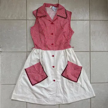 택 포함 새상품 빨간색과 화이트 깅엄 체크 슬리브리스 드레스 S