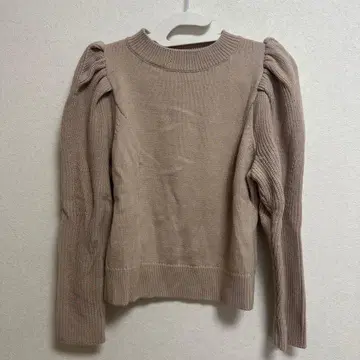 [ 새상품급 ] overE 파워숄더 니트탑: 핑크 베이지 96