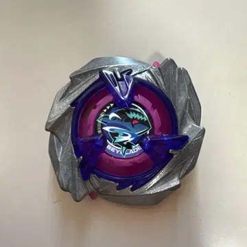 베이블레이드 X 샤크 스케일