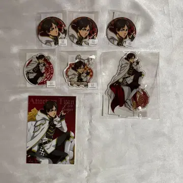 진격의 거인 엘렌 체스 아크릴 스탠드 캔뱃지