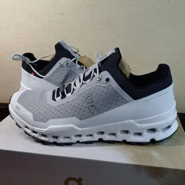 미사용 새상품 On Cloudultra 트레일런 신발 28cm
