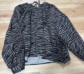 하버색 haversack 제브라 프린트 셔츠 블라우스 백리본