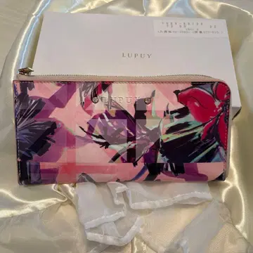 미사용 새상품 LUPUY 플라워 프린트 장지갑 L자 지퍼 박스 포함