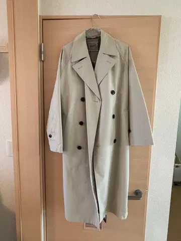 GU 베이지 오버 사이즈 트렌치코트 S